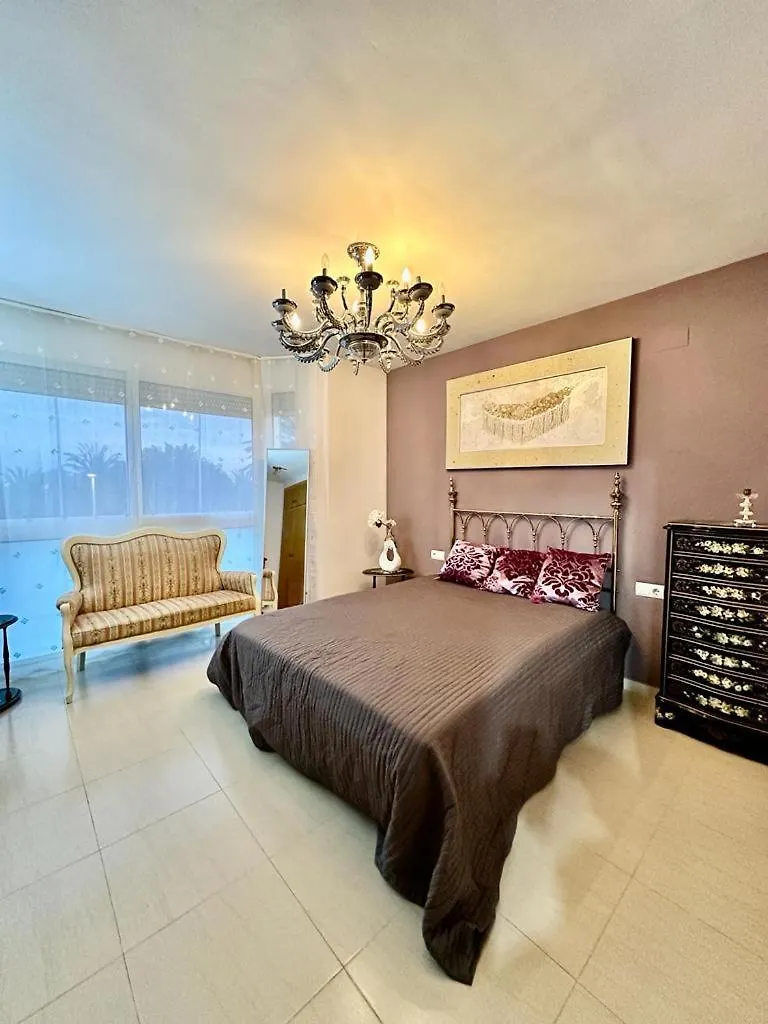Villa Martina Cambrils 0*,